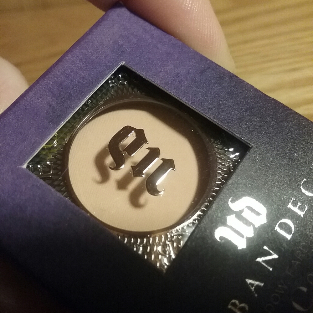 Urban Decay ABC Gum Eyshadow